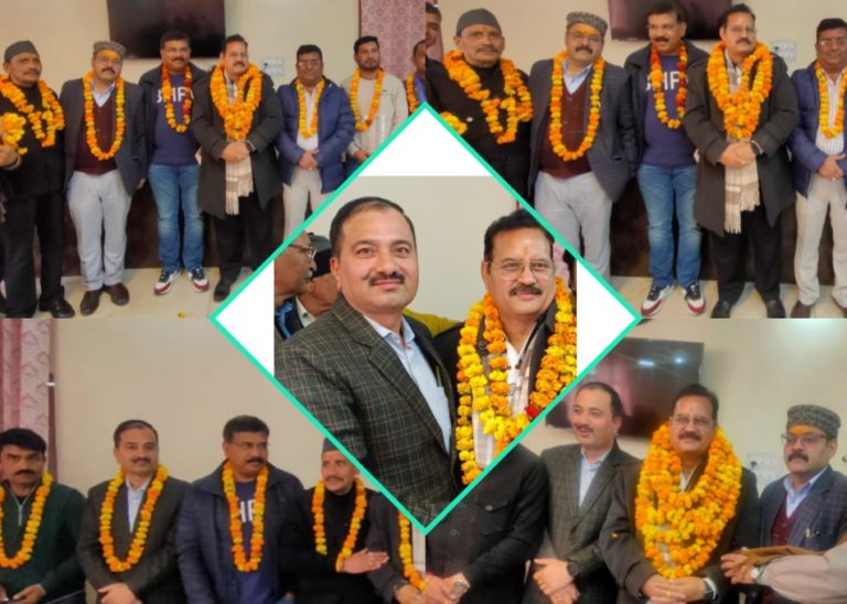 स्टेट प्रेस क्लब का चौथी कार्यकारिणी का चुनाव देहरादून में हुआ संपन्न, विश्वजीत नेगी अध्यक्ष,तो बसंत निगम बने महामंत्री।