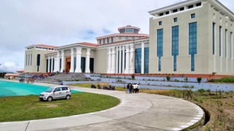 उत्तराखंड की ग्रीष्मकालीन राजधानी गैरसैंण में विधानसभा का मानसून सत्र, पहले दिन तीन विधेयक पेश, सत्र की कार्यवाही गुरुवार तक हुई स्थगित।