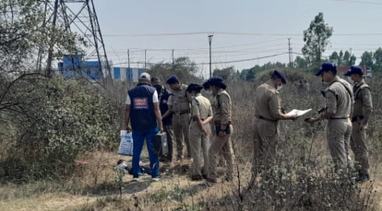 सातवीं के छात्र का मिला शव, गला दबाकर  हत्या की आशंका, छात्र का शव मिलने से क्षेत्र में हड़कंप ,मासूम की मौत की खबर से परिजनों में मचा कोहराम