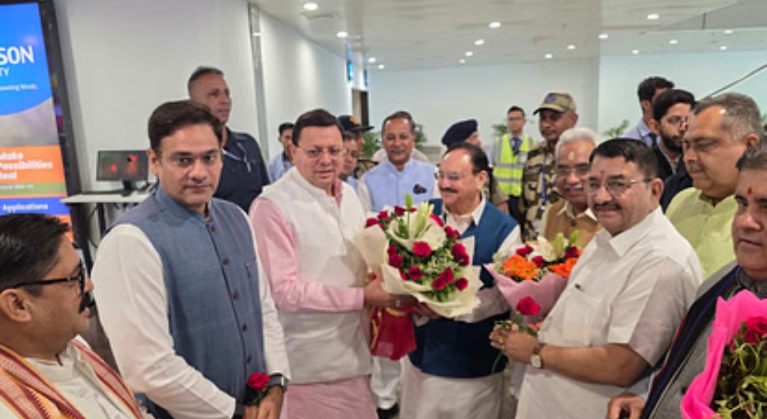 केंद्रीय मंत्री जेपी नड्डा पहुंचे उत्तराखंड, गुंजी में PHC का निरीक्षण और वाइब्रेंट विलेज योजना के कार्यों की जानकारी , जवानों से की भेंट- पूरा देश वीर जवानों के त्याग और बलिदान का सम्मान करता है : जेपी नड्डा।