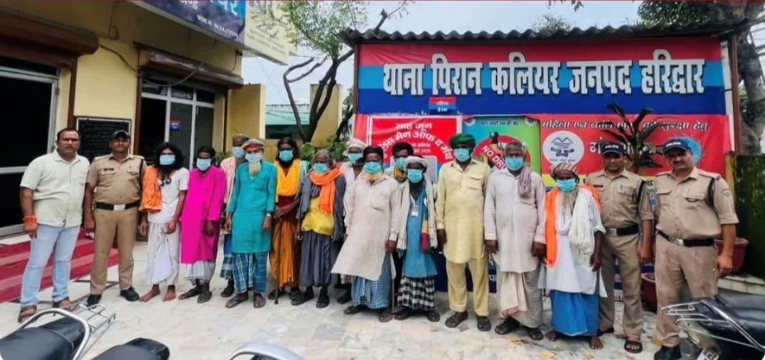 ऑपरेशन कालनेमीः शंकर और मोहन बनकर उर्स में घूम रहे दो बांग्लादेशी नागरिक पहने थे भगवा चोला, 2 बांग्लादेशियों समेत 13 फर्जी बाबाओं को किया गिरफ्तार ।