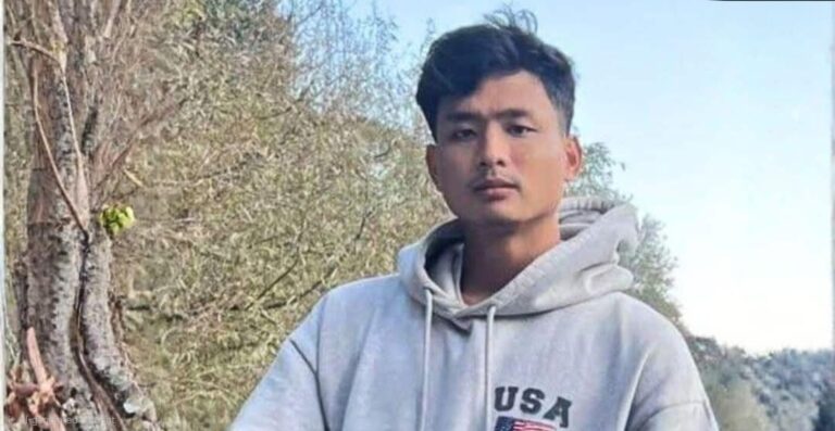 देहरादून में नॉर्थ ईस्ट छात्र की हत्या से सनसनी,त्रिपुरा के MBA छात्र एंजेल चकमा की इलाज के दौरान मौत, पांच आरोपी गिरफ्तार, एक नाबालिग आरोपी नेपाल फरार, 25 हजार का इनाम घोषित।